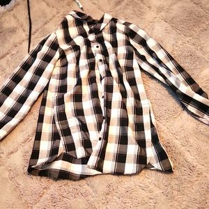 The limited XS button up